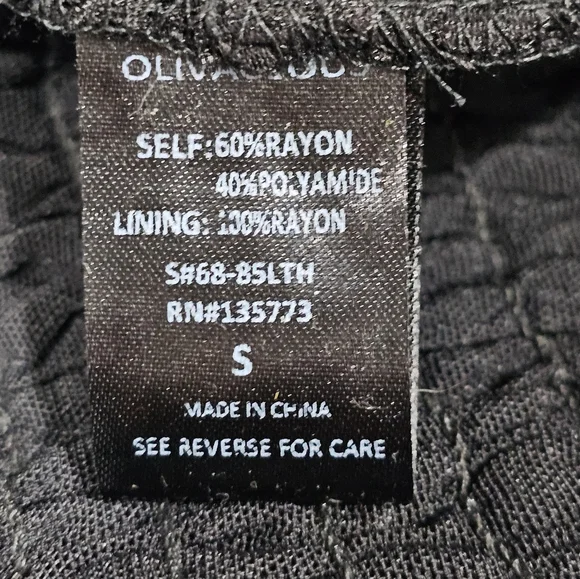 Olivaceous Cropped Lace Tank Top In Black Size S NWT - Picture 4 of 6